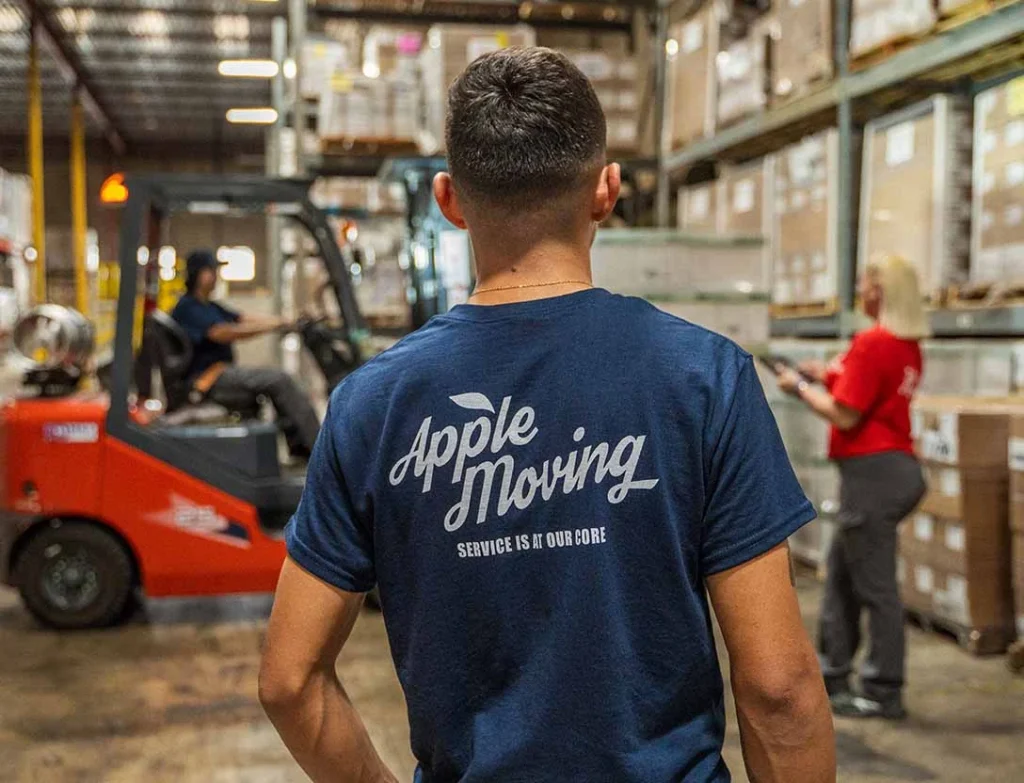 careers at apple moving